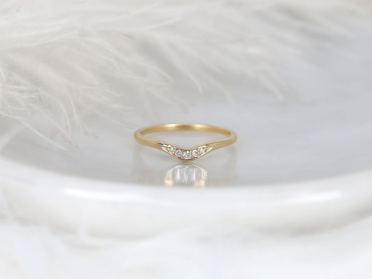 Stunning 0.06 TCW Round Moissanite Stones Curved Wedding Bands 1